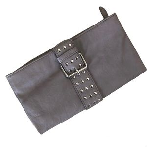 Shiraleah Flap Gray Clutch